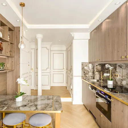 Merveil - Luxury - Notre Dame - Monge Париж